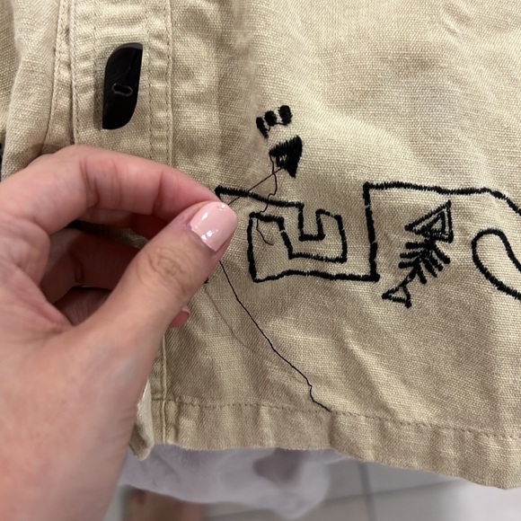 vintage embroidered cat tan button down shirt - Picture 8 of 11